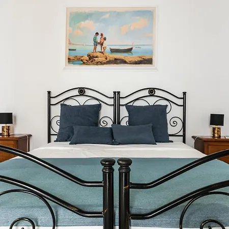 Ciuriddia By Homes4holidays Apartment *